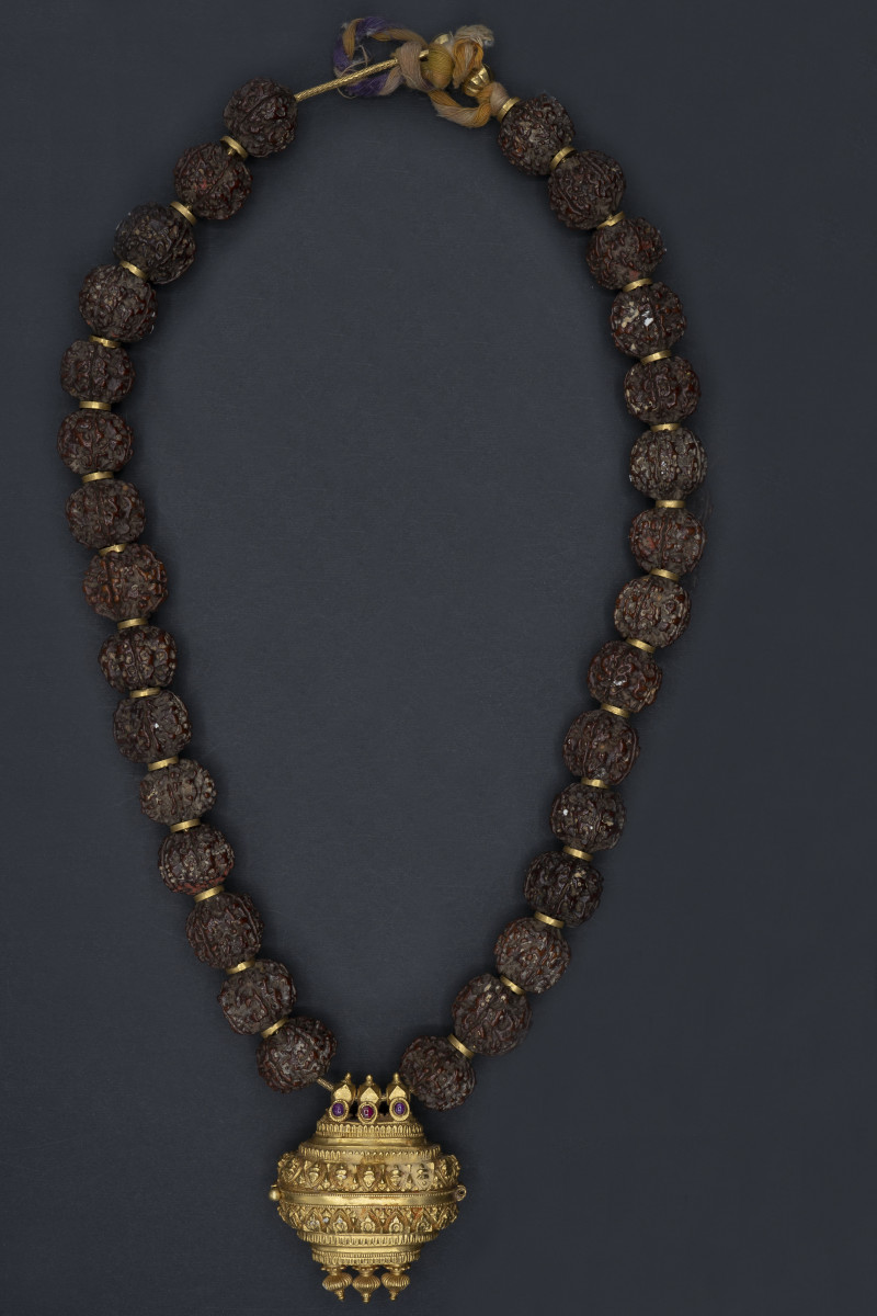 Collana rituale “Gowrishankram” o “Rudraksha Mala”. Tamil Nadu, India