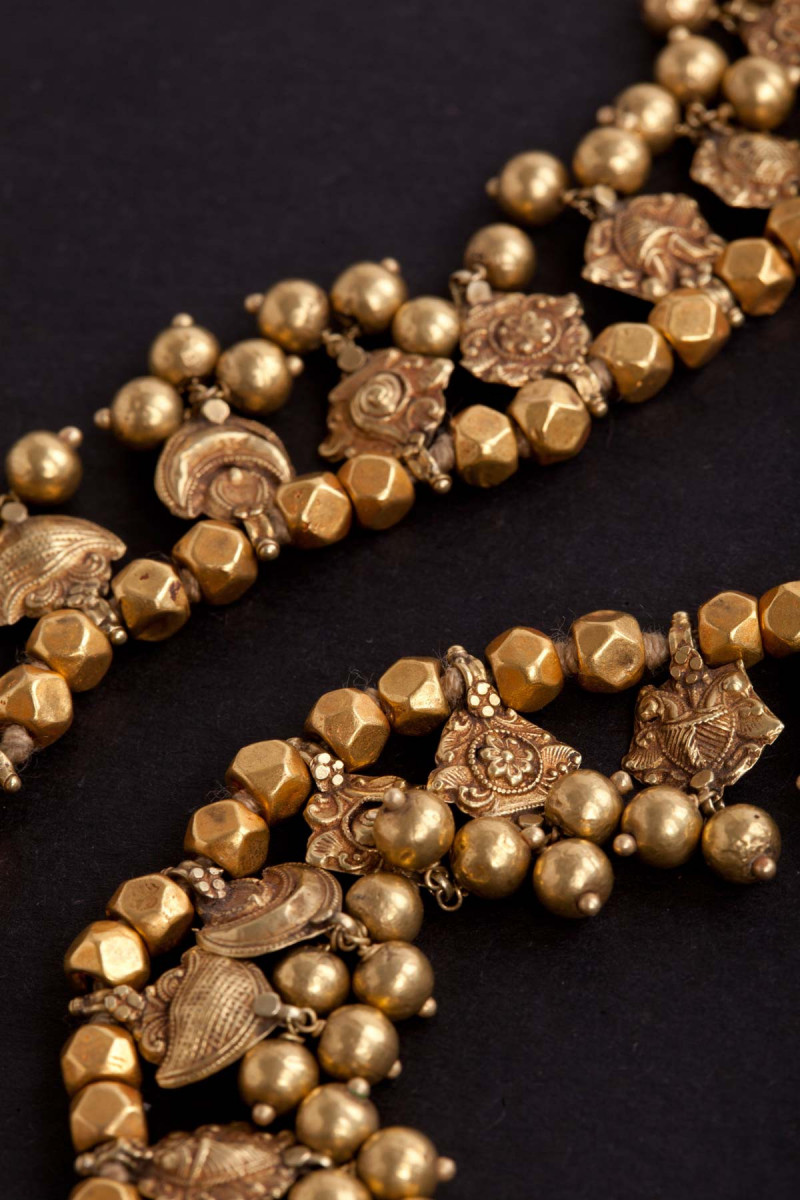 Collana con perle in oro. India