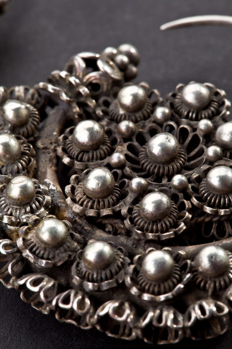 Orecchini in argento.  Xinjiang, Cina