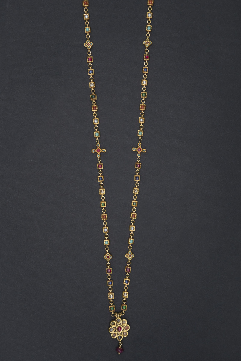 Collana "navaratna" in oro 24kt. India