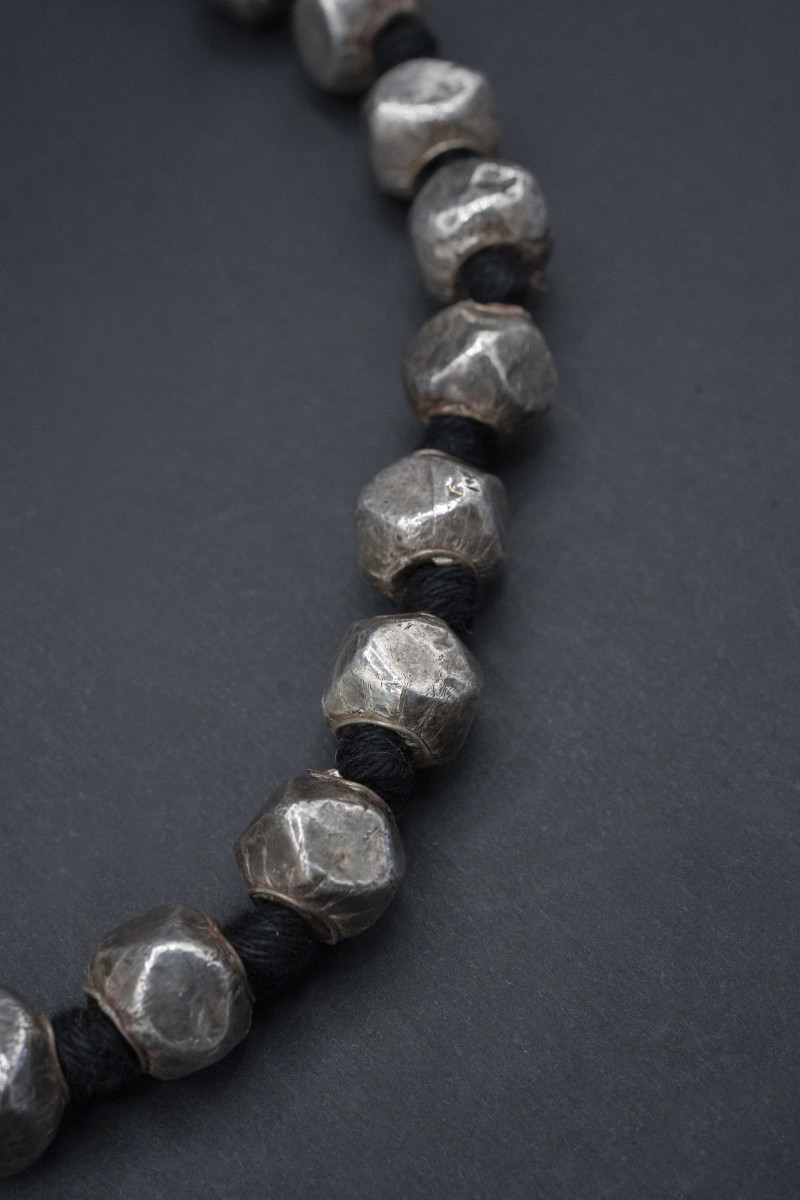 Collana con perle in argento. India