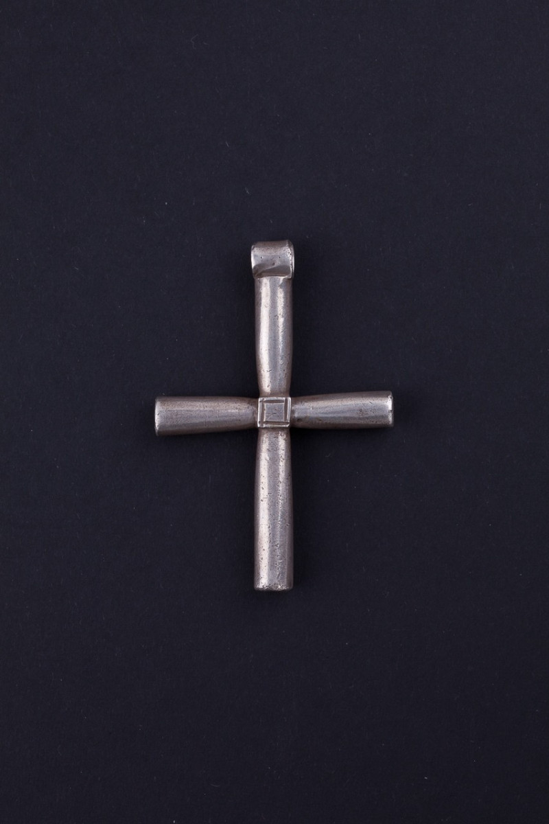 Pendente a croce in argento. Etiopia